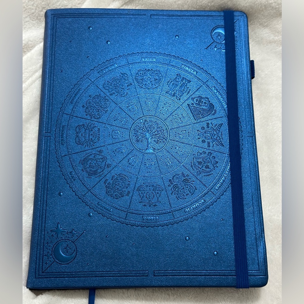 Celestial Zodiac Planner/Journal/Diary 2023